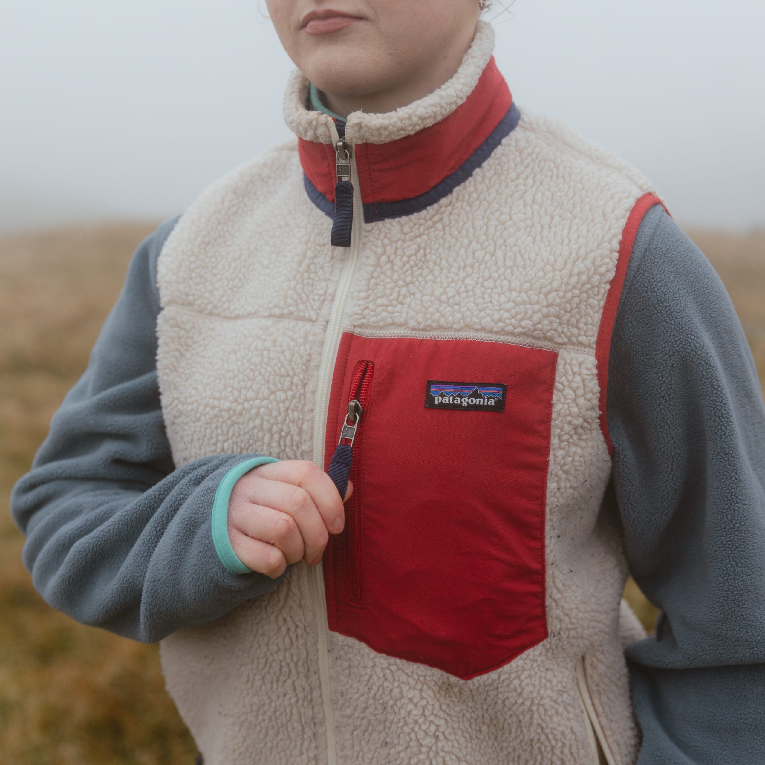 Patagonia Retro-X Fleece Vest (Sheepwool White + Red) – bjornfell